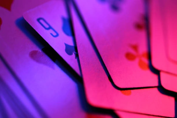 Wolf Gold slot game interface on mobile phone screen